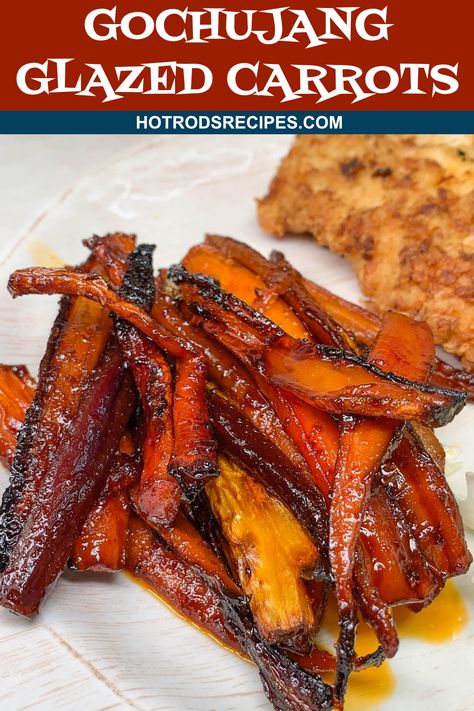 These Gochujang Glazed Carrots are my new favorite way to prepare carrots. If you like food with a little kick, give this recipe a try! Asian Carrots Recipe, Gochujang Carrots, Mac Recipes, Carrots Slow Cooker, Gochujang Recipe, Easter Dinner Menus, Glazed Carrots Recipe, Veggie Delight, Spicy Pork