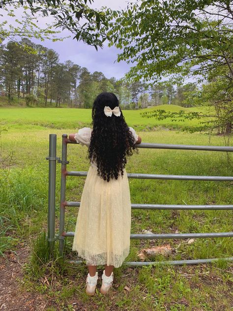 Cottagecore Girl, Black Princess, Black Femininity, Icon Icon, Penteado Cabelo Curto, Princess Aesthetic, Curly Hair Tips, Long Curly Hair, Curly Girl