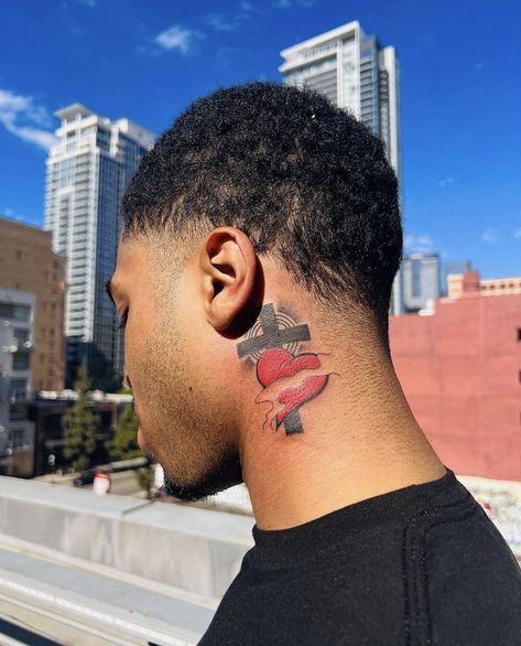 Red Ink Neck Tattoo Men, Small Men Neck Tattoos, Behind Ear Men Tattoo, Tattoo Ideas For Men Behind Ear, Unique Neck Tattoos For Men, Under Ear Tattoo Men, Medium Size Tattoo For Men, Cool Neck Tattoos Men, Behind The Ear Tattoo Ideas For Men