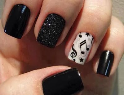 Black nails with music notes on the accent finger. I think this is perfect for piano and other music concerts. Music Note Nails, Music Nails, Black And White Nail, Black And White Nail Art, Unghie Nail Art, Cute Nail Art Designs, White Nail Art, White Nail Designs, Black Nail Designs