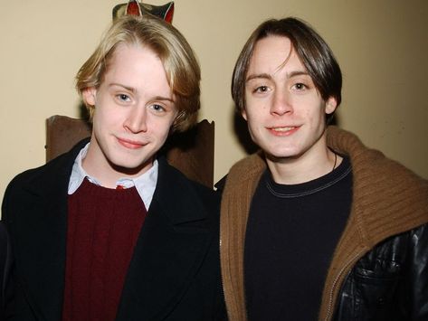 Macaulay Culkin's Siblings: All About the Actor's Brothers and Sisters Rory Culkin, Kieran Culkin, 3 Brothers, Macaulay Culkin, Catherine O'hara, Rosamund Pike, Donald Glover, Best Supporting Actor, Kirsten Dunst