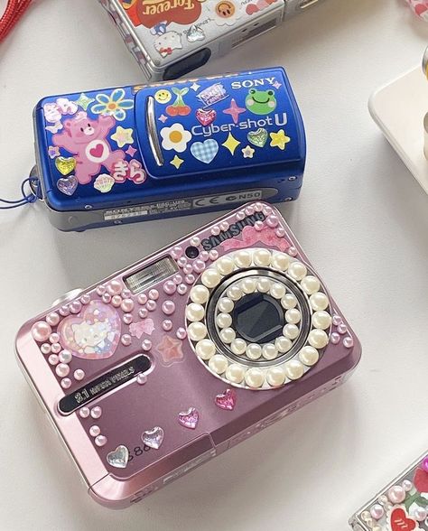 Decorating Camera With Stickers, Stickers On Digital Camera, Stickers On Camera, Bedazzled Digital Camera, Digital Camera Deco, Camera Decorations Sticker, Digital Camera Decorations, Decorate Digital Camera, Decorating Digital Camera