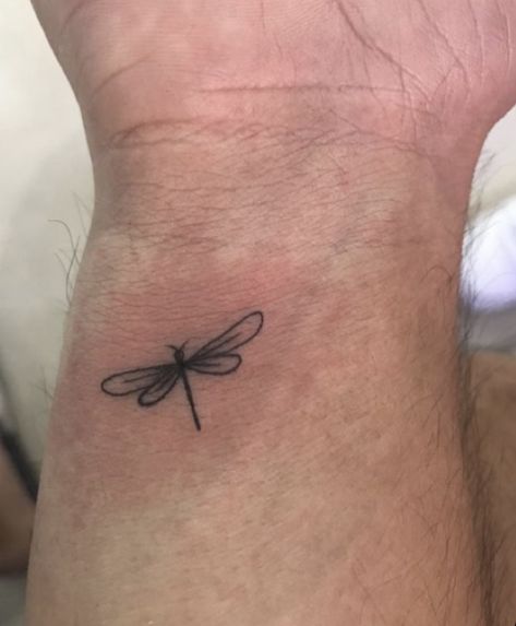 Stick And Poke Dragonfly, Dragon Fly Finger Tattoo, Small Dragon Fly Tattoo For Women, Dragonfly Tattoo On Wrist, Simple Dragonfly Tattoo Outline, Dragonfly Behind Ear Tattoo, Hummingbird And Dragonfly Tattoo, Dragonfly Outline Tattoo, Dragonfly Tattoo Ankle