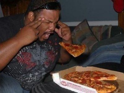 PIZZA TELEKINESIS. That's actually pretty fun to say.... Pizza Meme, Funny Black People, Pizza Funny, The Force Is Strong, Eat Pizza, Love Pizza, Best Funny Pictures, Black People, Best Memes