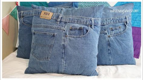 Denim Pillows Diy Recycle Jeans, Denim Pillows, Repurpose Old Jeans, Återvinna Jeans, Fitted Skirts, Denim Pillow, Jean Quilt, Diy Jeans, Blue Jeans Crafts