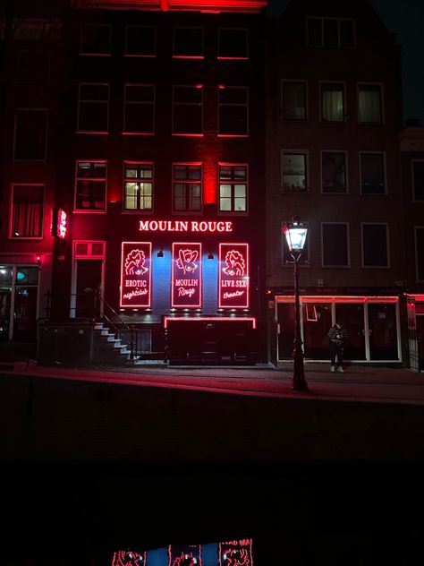 #netherlands #amsterdam #nightlife #city #travel #architecture #photography #aesthetic #photooftheday #redlightdistrict Amsterdam Nightlife, Underground Aesthetic, Travel Architecture, Red Light District, Photography Aesthetic, City Travel, Red Light, Light Red, Architecture Photography