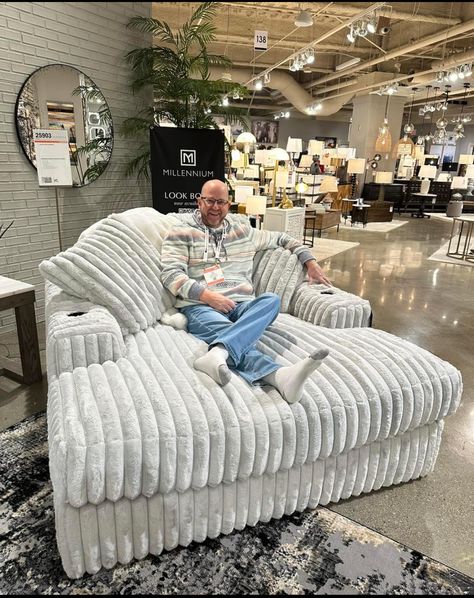 Chase Lounger, Warehouse Furniture, Cozy Reading Chair, Big Couch, Living Room Chaise, Big Comfy Chair, Beautiful Bedroom Decor, Comfy Living Room, Chair Ideas