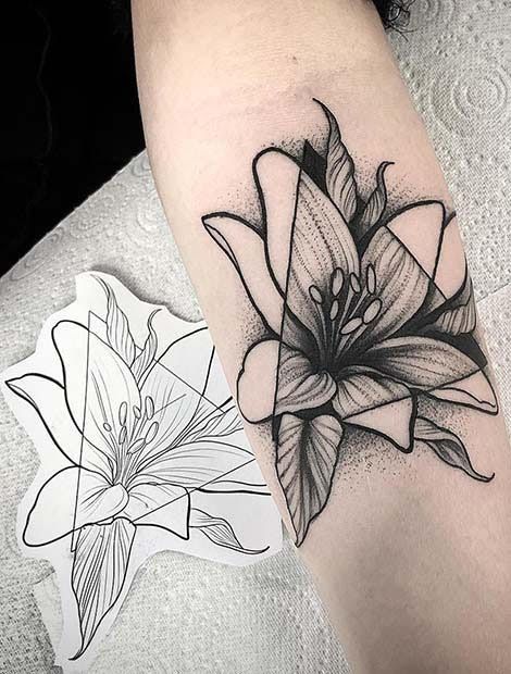 Lily Tattoo Ideas, Tato Mandala, Shape Tattoo, Initial Tattoo, Tattoo Ideas For Women, Lily Tattoo, Detailed Tattoo, Sternum Tattoo, 자수 디자인