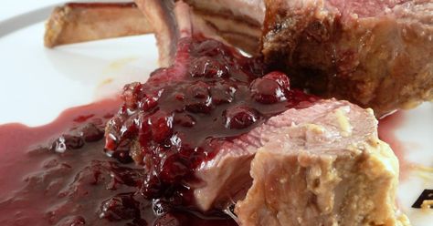 Crabby Cook: Wild Huckleberry Sauce Huckleberry Sauce, Sauce For Meat, Huckleberry Recipes, Meatloaf Sauce, Steak Sauce Recipes, Pork Sauce, Roast Lamb, Fruit Sauce, Csa Recipes