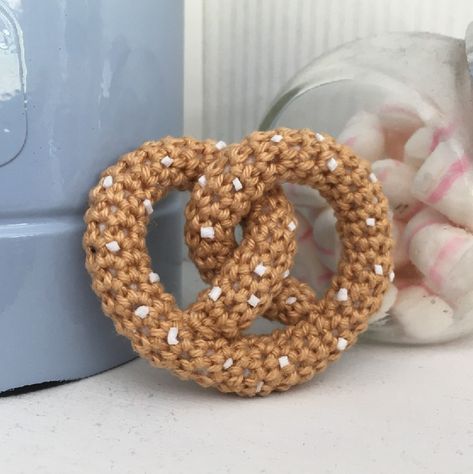 Crochet Pretzel, Thanks For Your Purchase, Macrame Tapestry, Macrame Decor, Macrame Art, Crochet Art, Sell Items, Simple Patterns, Hanging Wall Decor