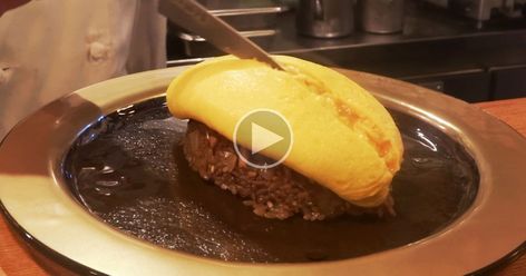 “Omurice” is a fluffy egg omelette served upside down on a bed of fried race and topped with demi-glace. Chef Motoyoshi Yukimura of restaurant Kichi-kichi in Kyoto, Japan has mastered it Egg Omelette, Mastered It, Fluffy Eggs, Travel Japan, Kyoto Japan, Travel Life, Japan Travel, Upside Down, Kyoto