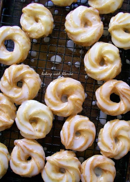 French Cruller Doughnuts Portuguese Cookies, French Cruller, Baking With Blondie, French Crullers, Bake Ideas, Glazed Doughnuts, Breakfast Sweets, Homemade Donuts, French Desserts