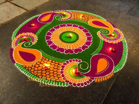 Mandela Floral, Diwali Rangoli Designs Unique, Colourful Rangoli, Diwali Rangoli Designs, Rangoli Designs For Competition, Diwali Cards, Latest Rangoli, Easy Rangoli Designs Diwali, Teacher Day