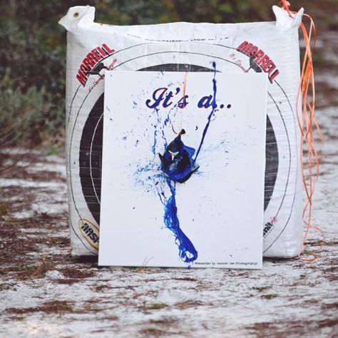 Gender Reveal Archery, Gender Reveal With Bow And Arrow, Archery Gender Reveal, Gender Reveal Shooting Ideas, Photo Shoot Ideas Country, Arrow Gender Reveal, Bows Or Arrows Gender Reveal, Baby Boy Photo Shoot Ideas, Country Gender Reveal