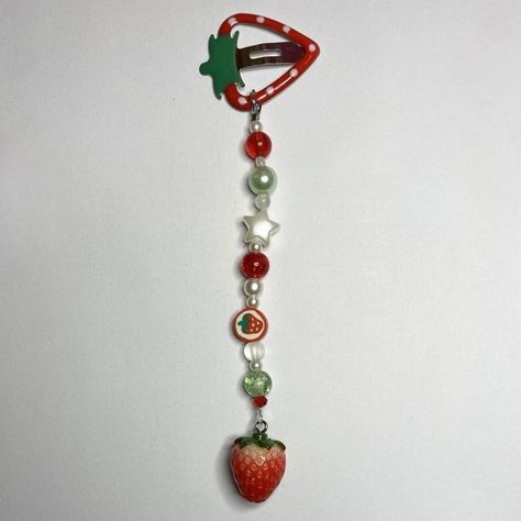 Strawberry Things, Strawberry Theme, Strawberry Bear, Cute Strawberry, Red Strawberry, Pinkie Pie, Beaded Accessories, Jewelry Inspo, Strawberry Shortcake