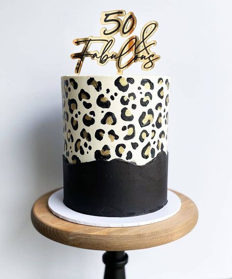 Cheetah Birthday Cakes, Cheetah Print Cakes, Cheetah Birthday Party, Bear Bakery, Leopard Cake, Leopard Print Cake, Cheetah Birthday, Animal Print Cake, Cat Prints