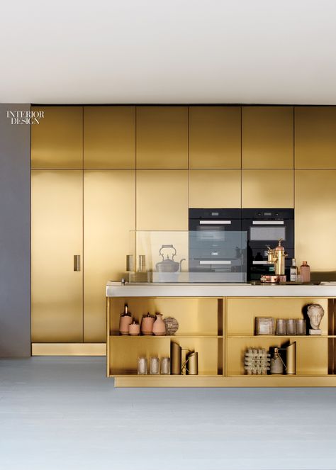 Category: Kitchen Cabinetry. Italia PVD by Arclinea Arredamenti. Kitchen Design Trends 2020 / 2021, Modern Konyhatervezés, Kitchen Colour, Copper Interior, Colour Trends, Brass Kitchen, Kitchen Design Trends, Gold Kitchen, Metal Kitchen