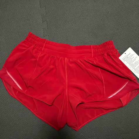 Nwt Popular Color Lululemon Red Shorts, Red Lulu Shorts, Lulu Shirts, Lulu Wishlist, Red Lululemon Shorts, Lululemon Outfit Fashion, Cheer Fits, Lulu Tops, Cute Lululemon Outfits