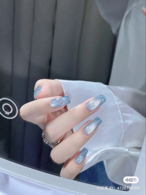 xiaohongshu Xiaohongshu Nails, Chinese Nails, Douyin Nails, Subtle Nails, Couple Picture, Nails Aesthetic, Pretty Nail Designs, Chinese Blue, Pretty Gel Nails