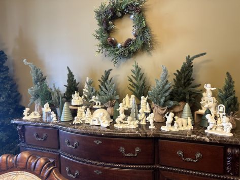 Snowbabies Display, Christmas Decor, Christmas Decorations, Holidays, Christmas, Christmas Décor