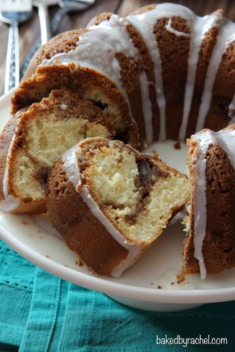 Coffee Bundt Cake, Coffee Cake Bundt, Bundt Pan Recipes, Cinnamon Streusel Coffee Cake, Bundt Recipes, Streusel Coffee Cake, Bundt Cake Recipe, Cinnamon Streusel, Coffee Cake Recipes