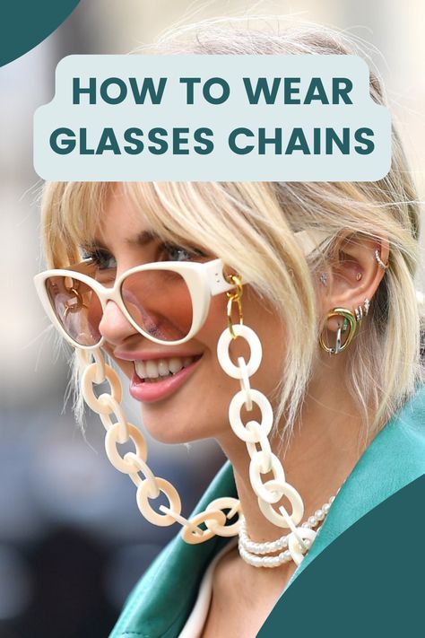 Eye Glass Chain Fashion, Cute Glasses With Chain, Eyeglass Chain Fashion, Sunglass Chain Style, Chain Glasses Aesthetic, Sunglasses Chains, Granny Glasses, Chain Outfit, 2022 Summer Fashion