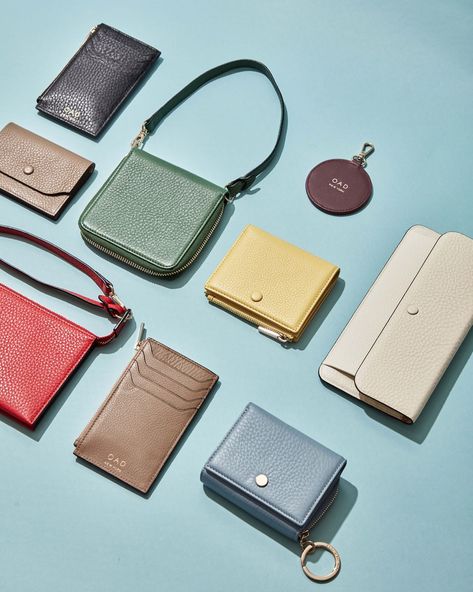 💪 Small but mighty - super functional accessories you'll want to keep on hand daily. Shop OAD Wallets 👛 Trendy Handheld Wallets For Daily Use, Wallet Photography Ideas, Wallet Product Photography, Cute Wallets Fabric, Small Wallet With Keychain, Leather Handbags Women, Vegan Bags, Stylish Handbags, Functional Accessories