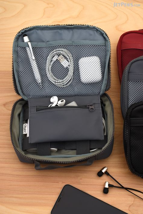 Keep small electronics and cables neatly organized with the Nakabayashi Dio2 Gadget Pouch's mesh pockets and elastic straps. Macbook Charger, Charger Pouch, Gadget Pouch, Daily Backpack, Tech Bag, New Pen, Handbag Essentials, Jet Pens, Everyday Carry