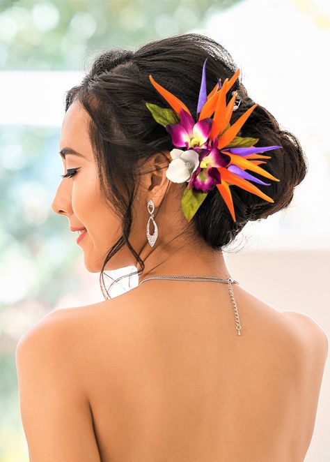 Malama Pua Bridal Isabelle Core, Hawaiian Wedding Themes, Beach Bridal Hair, Hawaiian Hair, Hawaiian Flower Hair, Bridal Hair Clips, Tropical Accessories, Hawaiian Hairstyles, Polynesian Dance