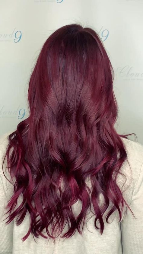 Purple Toned Red Hair, Hair Ideas Red, Hair Color Ideas For Brunettes Without Bleach, Black Hair With Brown Highlights Straight, Crimson Red Hair Color, Red And Violet Hair, Pink Violet Hair, Ruby Hair Color, Red Purple Hair Color