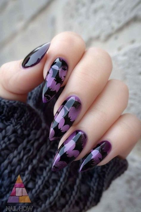 Nail Matte Ideas, Dark Purple Halloween Nail Designs, Black And Purple Witchy Nails, Purple Bat Nails, Black And Purple Halloween Nails Short, Goth Nails Purple, Halloween Nail Designs Purple, Bat Nails Designs, Dark Purple Nails Designs