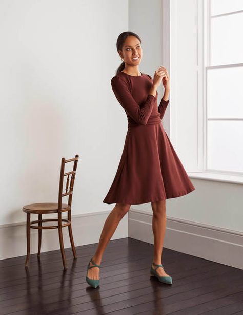 Maggie Ponte Dress Long Sleeve Jersey Dress, October Fashion, Dress Maroon, Jersey Knit Dress, Boden Dress, Dress Stretch, Ponte Dress, Boden Dresses, Long Sleeve Print Dress