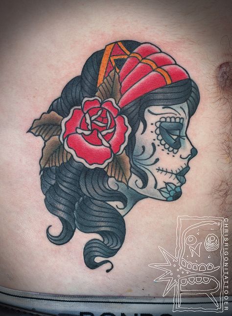 : Photo Day Of The Dead Girl Tattoo, Old School Traditional, Catrina Tattoo, Traditional Tattoo Old School, Doll Tattoo, Tattoo Old School, Sugar Skull Tattoos, Tattoo Traditional, American Tattoos