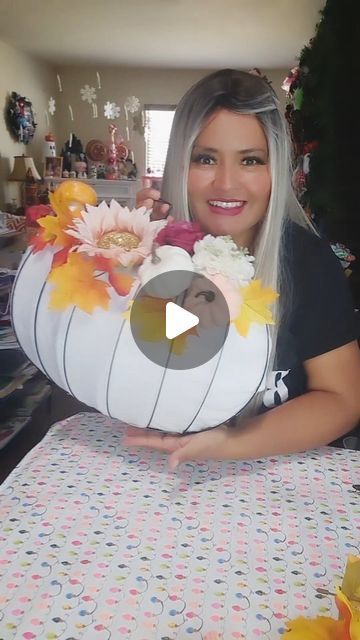 Victoria Celeste |  DIYs & CRAFTS on Instagram: "🍁DIY Pumpkin wreath form from @dollartree  Super easy idea for your fall decor 🍂🍁 What do you think about this idea? 😉🍁🍂  🍂🍁😊🫶SHARE LIKE AND COMMENT FOR MORE PROJECTS!!  #pumpkins  #diy #fall #manualidades #diycrafts #dollartree #fall  #viralvideo #easyproject #artist #decor #wreaths #handmade" Pumpkin Wire Form Ideas, Dollar Tree Pumpkin Wreath Diy, Wire Pumpkin Wreath Dollar Tree Diy, Easy Fall Wreaths Diy, Dollar Tree Pumpkin Wreath Form Ideas, Dollar Tree Fall Decor Diy Craft Ideas, Diy Fall Wreath For Front Door, Pumpkin Wreath Form Ideas, Pumpkin Wreath Ideas