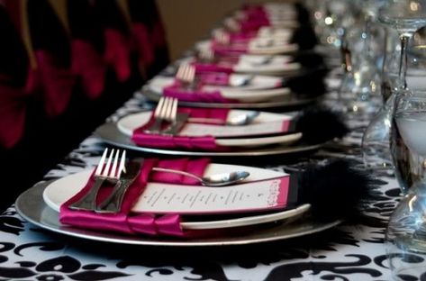 photo credit: wedding-beauty.com Pink Black Weddings, Bright Pink Wedding, Pink Wedding Colors, Fuchsia Wedding, Pink Napkins, Pink Wedding Theme, July Wedding, Pink Wedding Invitations, Pink Table