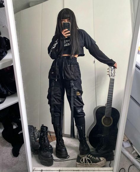 Techware Fashion Women, E Girl Outfits, Techwear Outfits, Tomboy Outfits, Tomboy Style Outfits, Swaggy Outfits, Tomboy Fashion, Alternative Outfits, Teenage Fashion Outfits