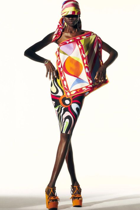 Spring Wedding Guest Dress, Printed Silk Scarf, Fall 2022, Runway Collection, Leather Dresses, Strike A Pose, Emilio Pucci, Printed Mini Dress, Fashion News