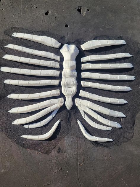 3D Rib and Sternum Pieces PLA Filament Printed White Scales on Black Mesh Halloween Skeleton Costume Skeletal Skeleton Ribcage - Etsy Canada Halloween Skeleton Costume, White Scales, Elf Warrior, Skeleton Halloween Costume, Larp Armor, Female Armor, Skeleton Costume, Cosplay Armor, Larp Costume