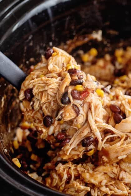 You’ll Never Believe How Easy and Delicious This Crockpot Fiesta Chicken and Rice Is! - NewsBreak Crockpot Fiesta Chicken, Fiesta Chicken And Rice, Slow Cooker Chicken And Rice, Fiesta Chicken Crockpot, Mexican Hat Dance, Mexican Chicken Bake, Crockpot Mexican Chicken, Salsa Chicken Crockpot, Chicken And Rice Recipe