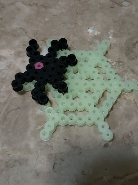 Glow In The Dark Perler Bead Patterns, Spider For Halloween, Bead Spider, Cute Spider, Creepy Spider, Beaded Spiders, Beads Designs, Melting Beads, Halloween 2023