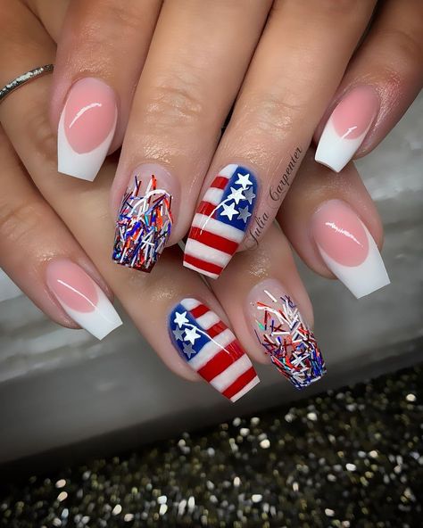 27 American Flag Nail Ideas: Patriotic Designs for Every Occasion Usa Flag Nails, Flag Nail Designs, American Flag Nails, Flag Nails, Patriotic Designs, Patriotic Nails, Nyc Nails, Manicure Art, Intricate Art