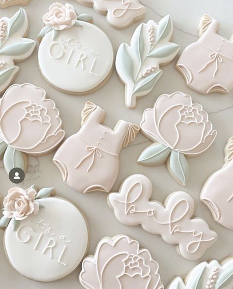 Wedding Dress Fairytale, Spring Baby Shower Themes, Cookies Theme, Baby Shower Theme Decorations, Ruffle Outfit, Wildflower Baby Shower, Baby In Bloom, Spring Baby Shower