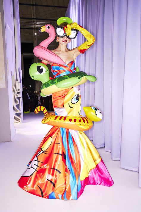 Moschino Ss23, Jeremy Scott Moschino, Ss23 Fashion, Jeremy Scott, Creative Direction, Kitsch, Moschino, Milan, Aurora Sleeping Beauty