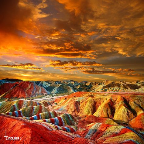 Rainbow mountains /China Rainbow Mountains China, Rainbow Mountains, Chinese Mountains, Ethereal Nature, Cute Blue Wallpaper, Rainbow Mountain, Fantasy Book, Blue Rooms, Blue Wallpaper