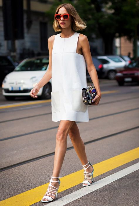 White Shift Dresses, Drafting Patterns, Street Style Summer, Diy Blouse, Summer Fashion Trends, Fashion Blouse, Little White Dresses, Mode Inspo, Inspired Outfits