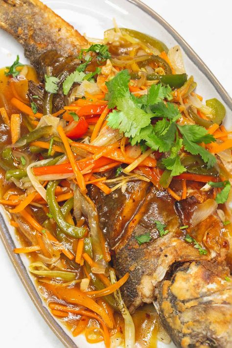 Sweet And Sour Fish Recipe Filipino, Filipino Fried Fish Recipe, Filipino Sweet And Sour Fish, Fish Escabeche Filipino, Escabeche Recipe Filipino, Fish Recipe Filipino, Fried Fish Sauce, Sweet And Sour Fish Recipe, Fish Escabeche