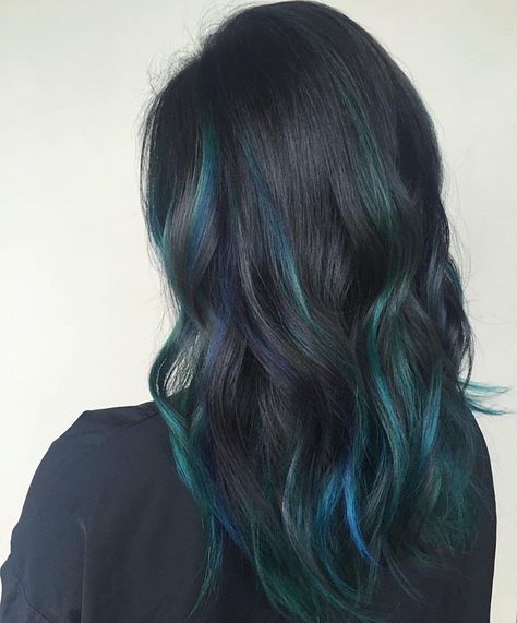 Dark Hair With Green Underneath, Teal Hair Brunette, Blue And Green Highlights In Brown Hair, Brunette With Green Highlights, Teal Streaks In Black Hair, Black Hair With Blue Balayage, Turquoise Highlights On Black Hair, Dark Green Highlights In Black Hair, Dark Hair With Teal Highlights