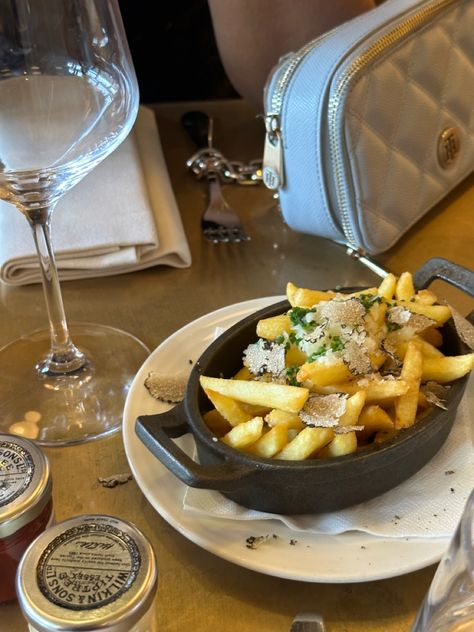 #truffles #parmesan #fries #aesthetic #food #aesthetic #sides #italian #aubaineselfridges #london Fries Aesthetic, Italian Fries, Parmesan Fries, Truffle Fries, Aesthetic Food, Truffles, Parmesan, California, London