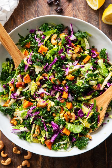 Salad Recipes With Lettuce, Recipes With Lettuce, Whole30 Salads, Crispy Chicken Salads, Salad With Lemon Vinaigrette, Best Salads Ever, Whole30 Vegan, Paleo Dinners, Salad Vegetarian