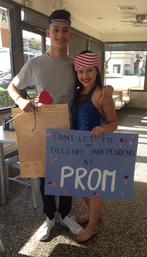 America Promposal ™ Dance Proposal Ideas, Prom Proposal Ideas, Prom Invites, Cute Promposals, Cute Prom Proposals, Asking To Prom, Dance Proposal, Prom Photography, School Dance Dresses